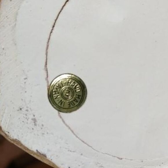 Three Wise Men Ceramic Figurines Set Of 3 With Gold Accents - Picture 3 of 5